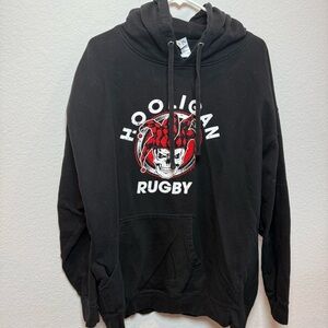 Sporty Black Sweatshirt with Graphic Design